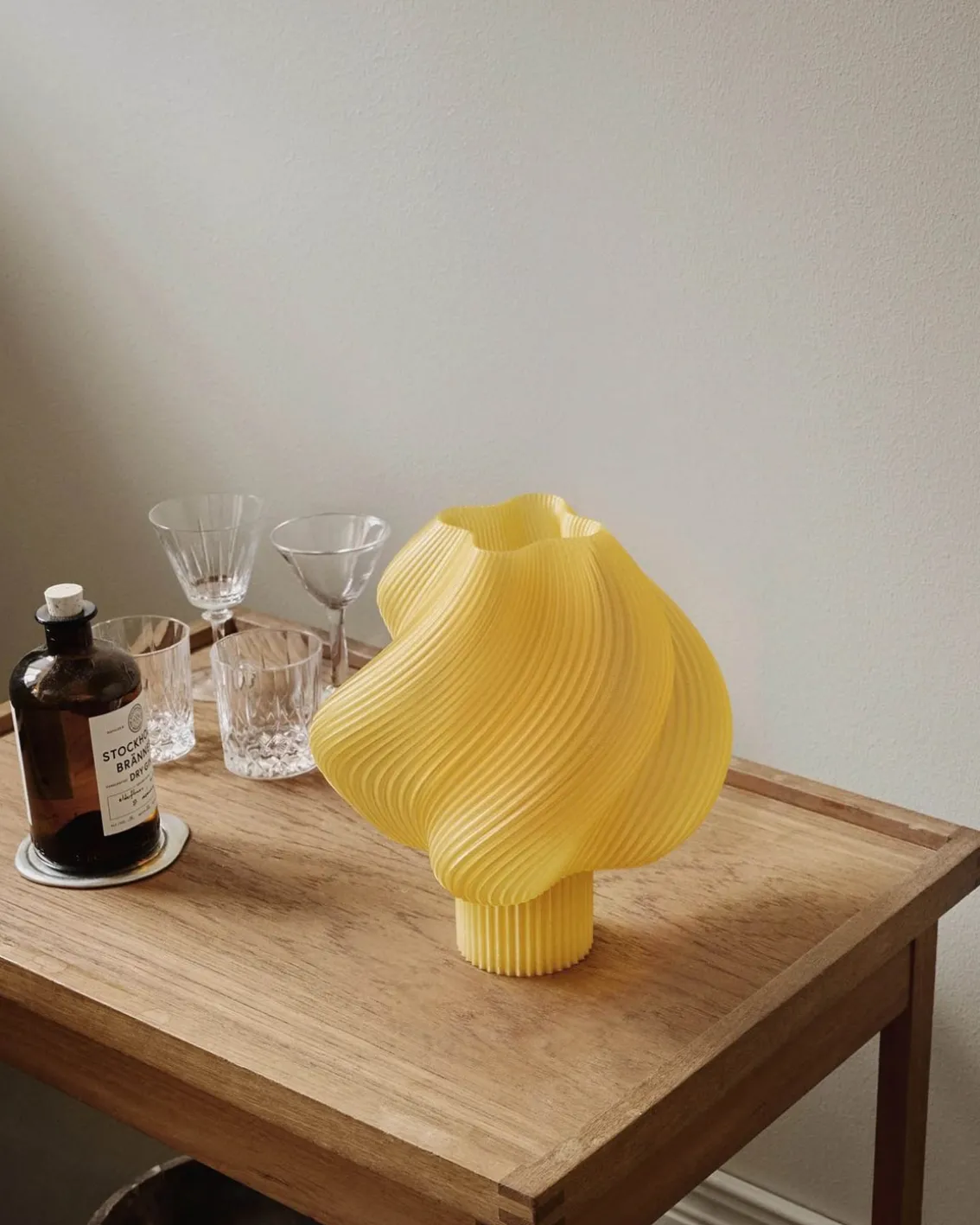 Crème Atelier Soft Serve Table Lamp Regular Sorbet Limoncello