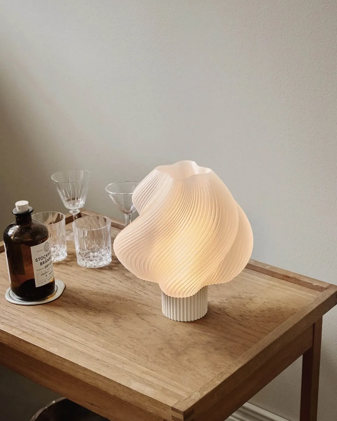 Crème Atelier Soft Serve Table Lamp Regular Vanilla Bean