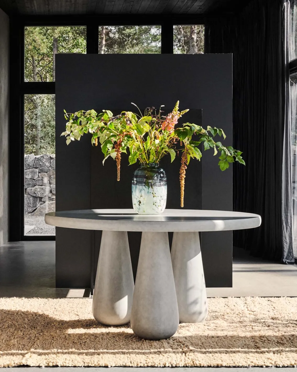 Dusty Deco Round Dining Table Grey