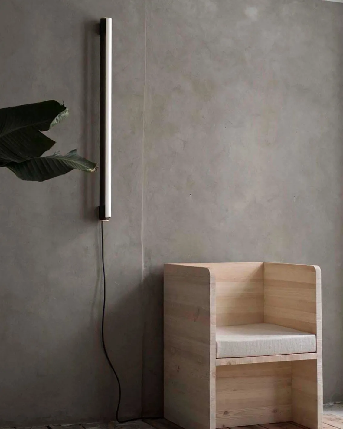 Frama Eiffel Single Wall Lamp 1000 Black