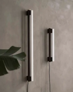 Frama Eiffel Single Wall Lamp 1000 Black