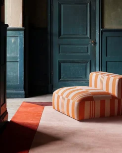 Layered Teklan Box Wool Rug Corals