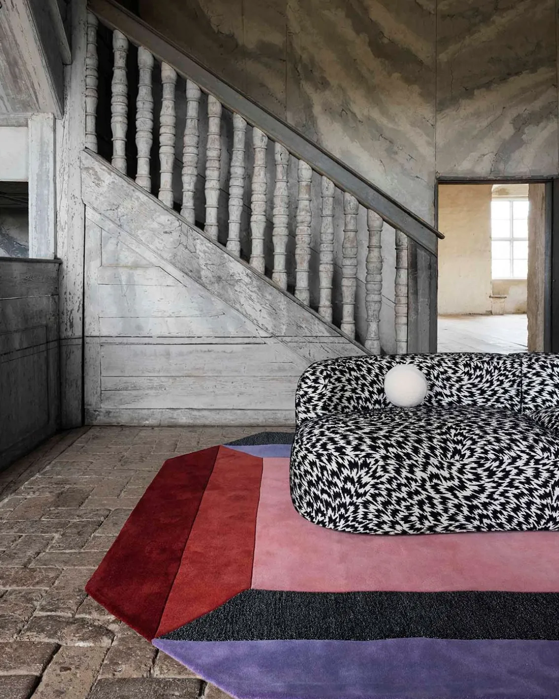 Layered Teklan Crystal Wool Rug Spectrum