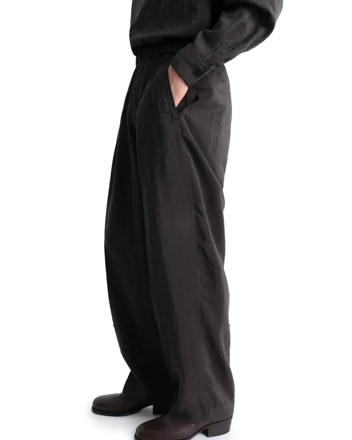 LEMAIRE Belted Relaxed Silk Pants Dark Espresso
