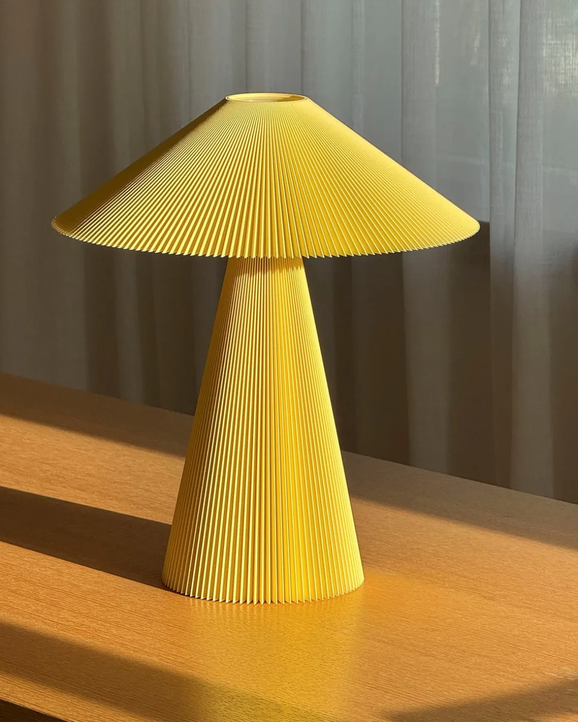 MANU Teen Jane Table Lamp Buttery Yellow