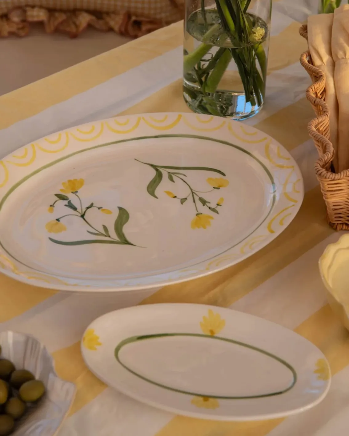 Pick a Poppy Cottage Flower Serving Plate Yellow